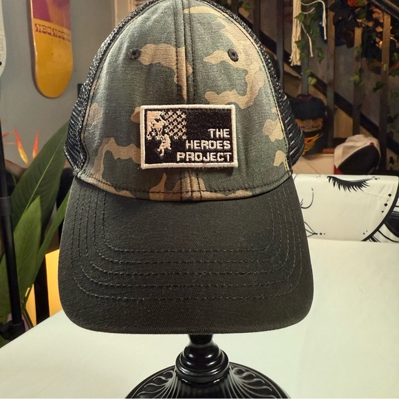 Eddie Bauer The Hero's Project Camo Heroes Project Hat - Picture 1 of 10